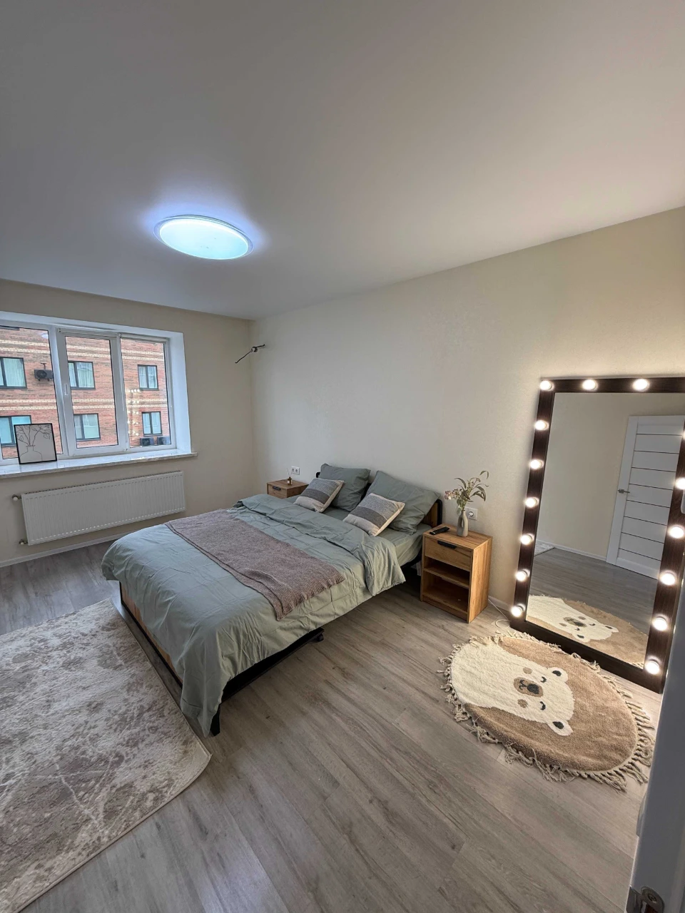 1-bedroom apartment 39 sq m with renovation in Central Park!