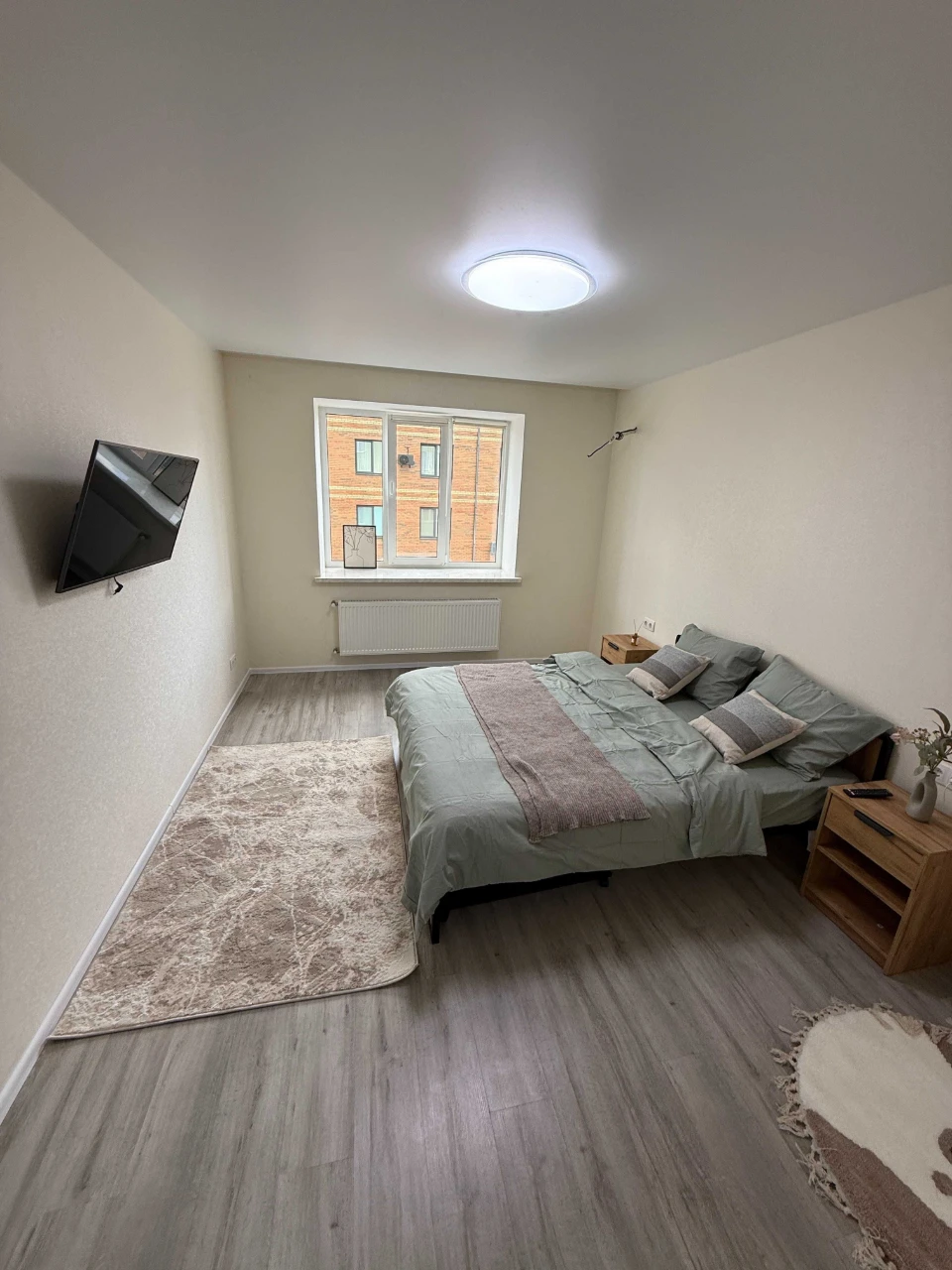 1-bedroom apartment 39 sq m with renovation in Central Park!