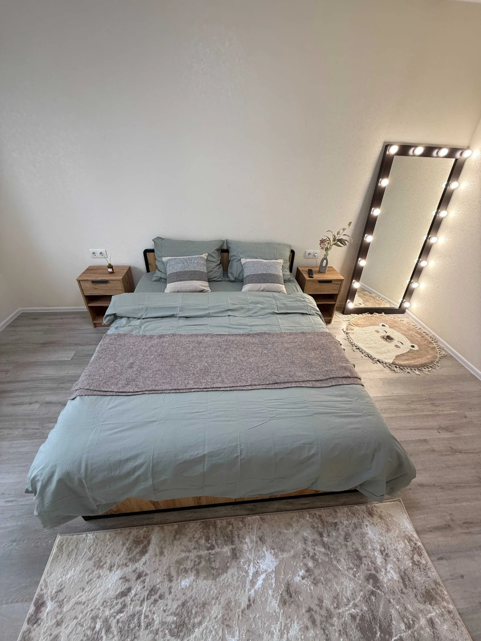 1-bedroom apartment 39 sq m with renovation in Central Park!