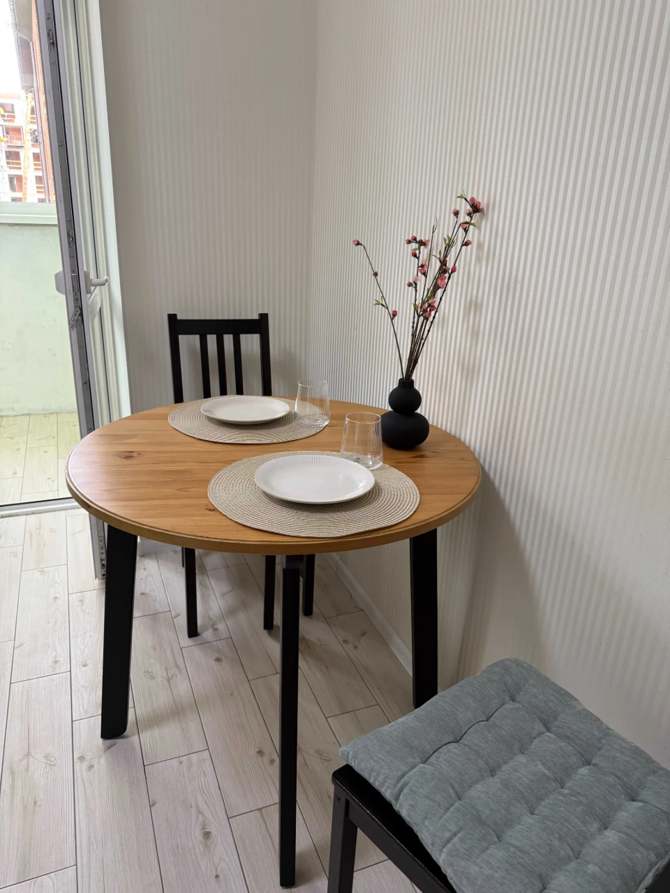 1-bedroom apartment 39 sq m with renovation in Central Park!