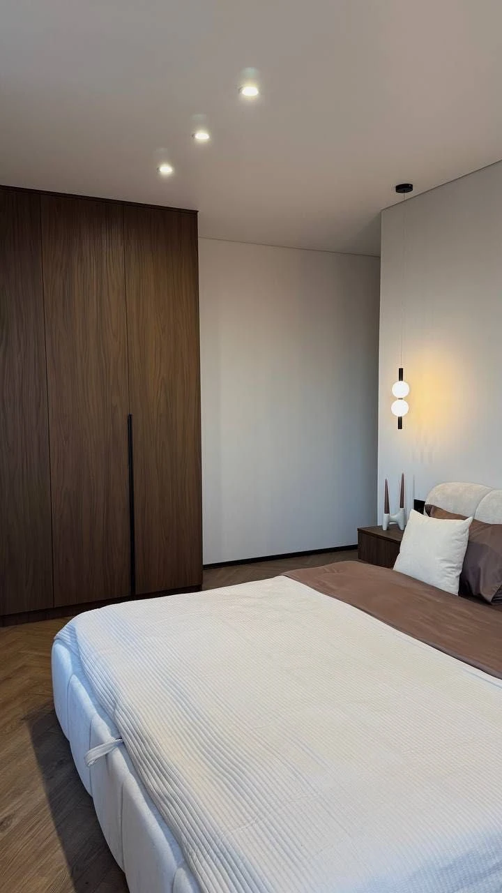 Stylish apartment with designer renovation-space, in which there is