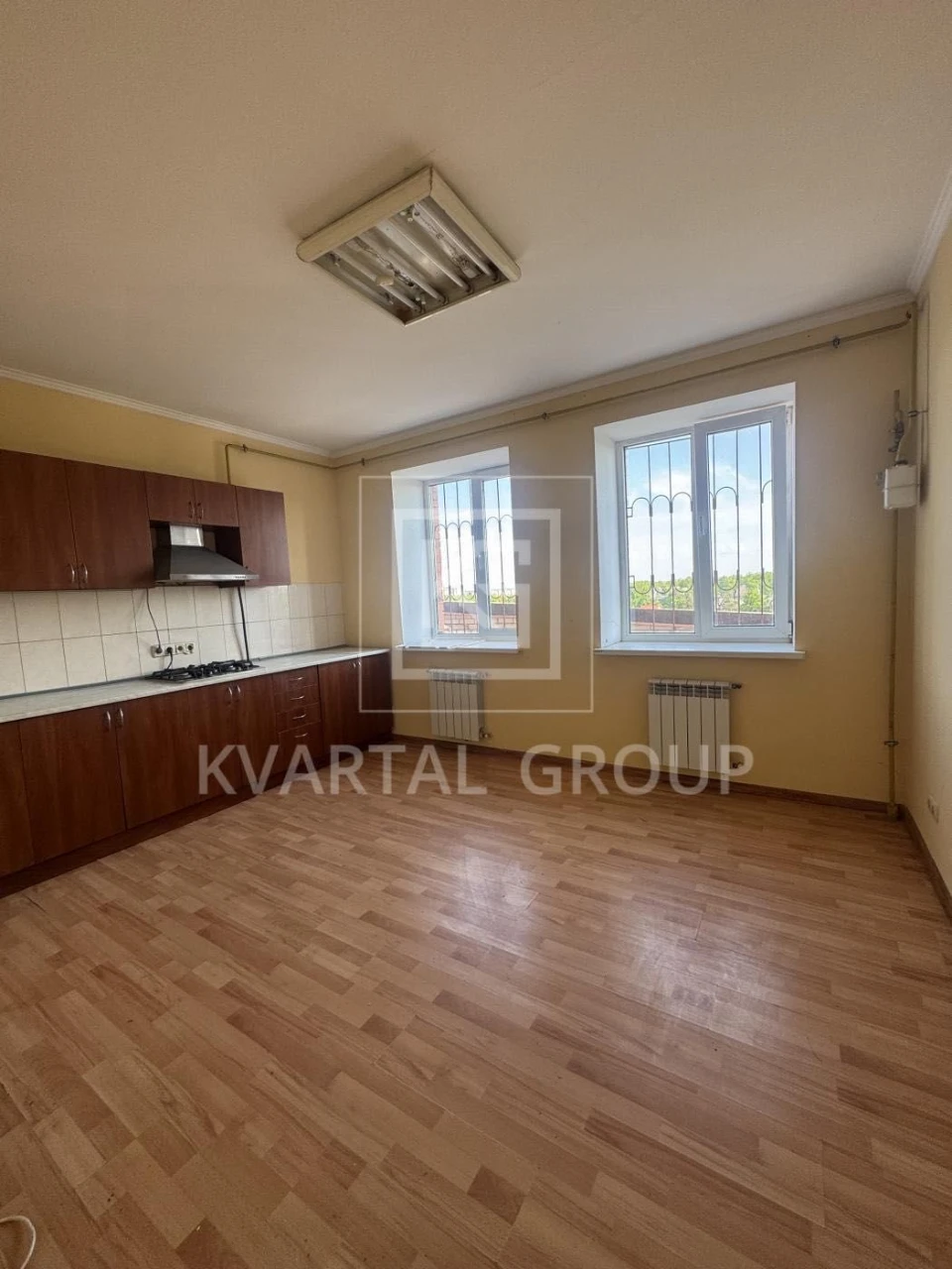 Three-room apartment renovated! Gas! 2% processing!