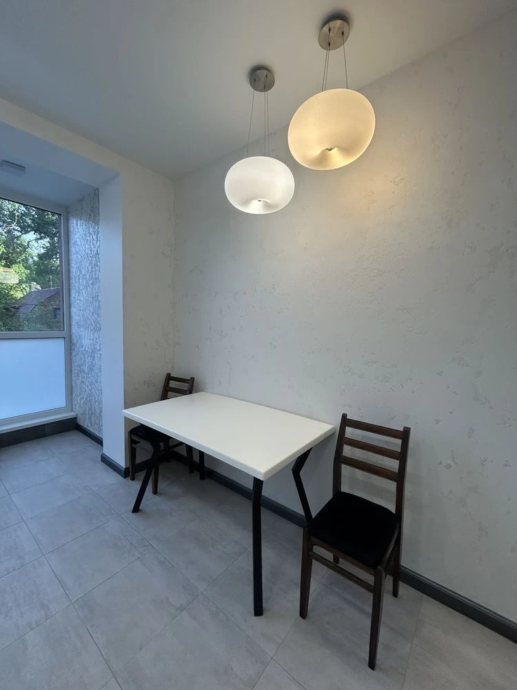 Irpin, 1-room apartment with renovation
Gas heating, State programs, No commission 2%