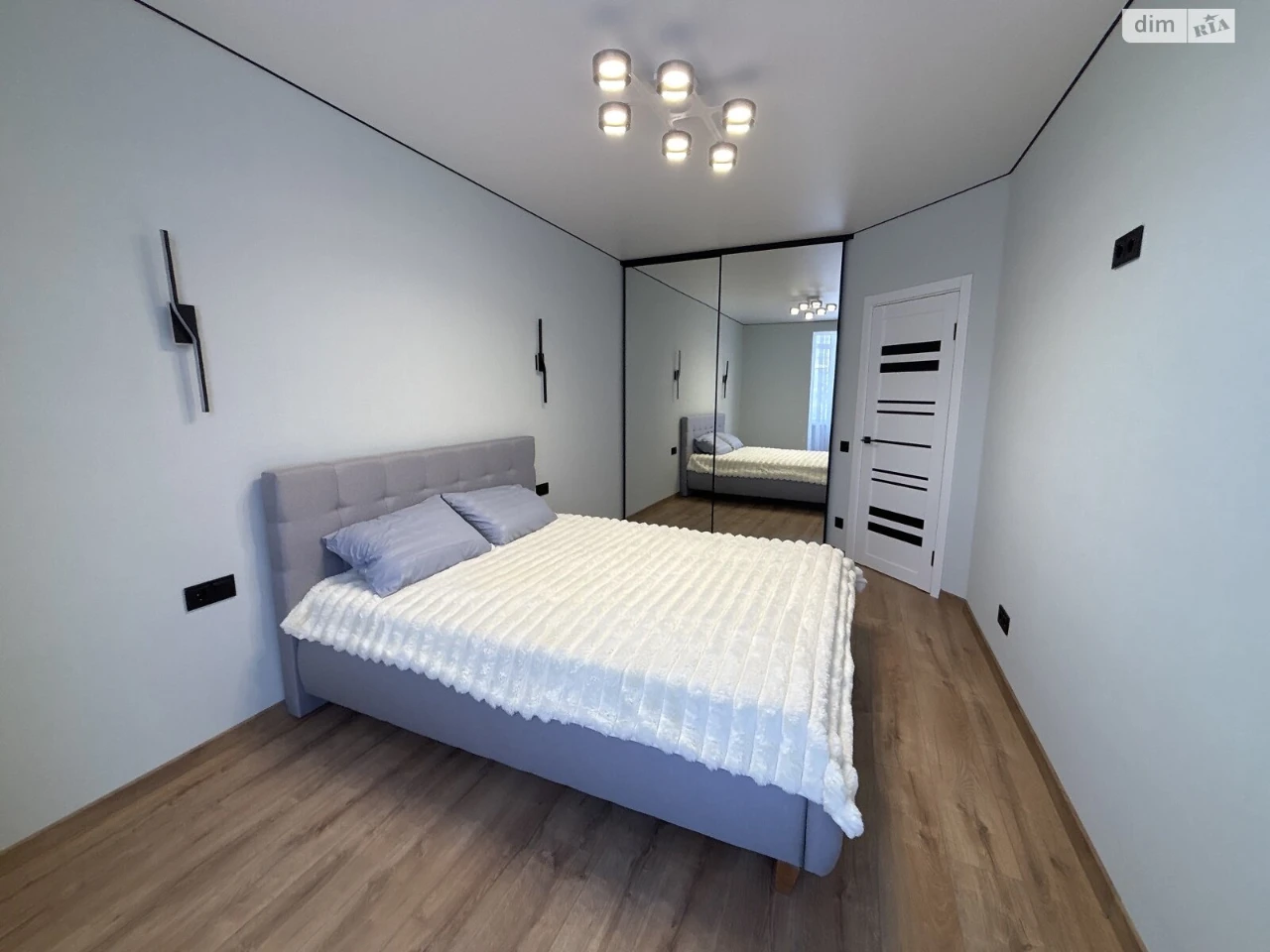 Apartment for Sale in Romanivka