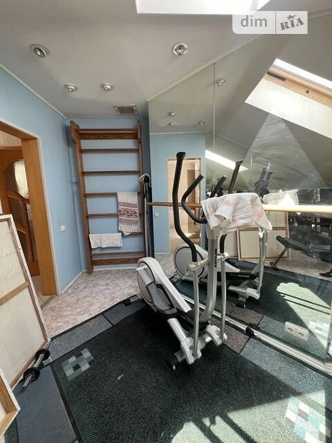 For sale 4-room apartment 180 sq. m. on Shota Rustaveli St. 4 • ID 3