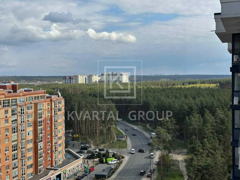 Видова, ПРОСТОРА квартира біля парку в ЖК Центральний 2
