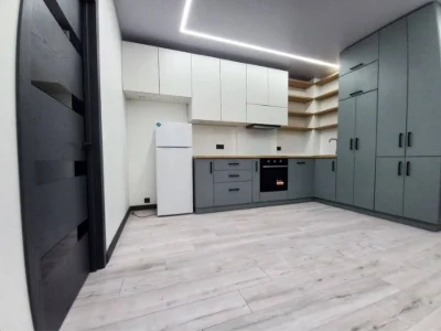 Modern 2-bedroom apartment with a large studio kitchen | Exit to Kyiv