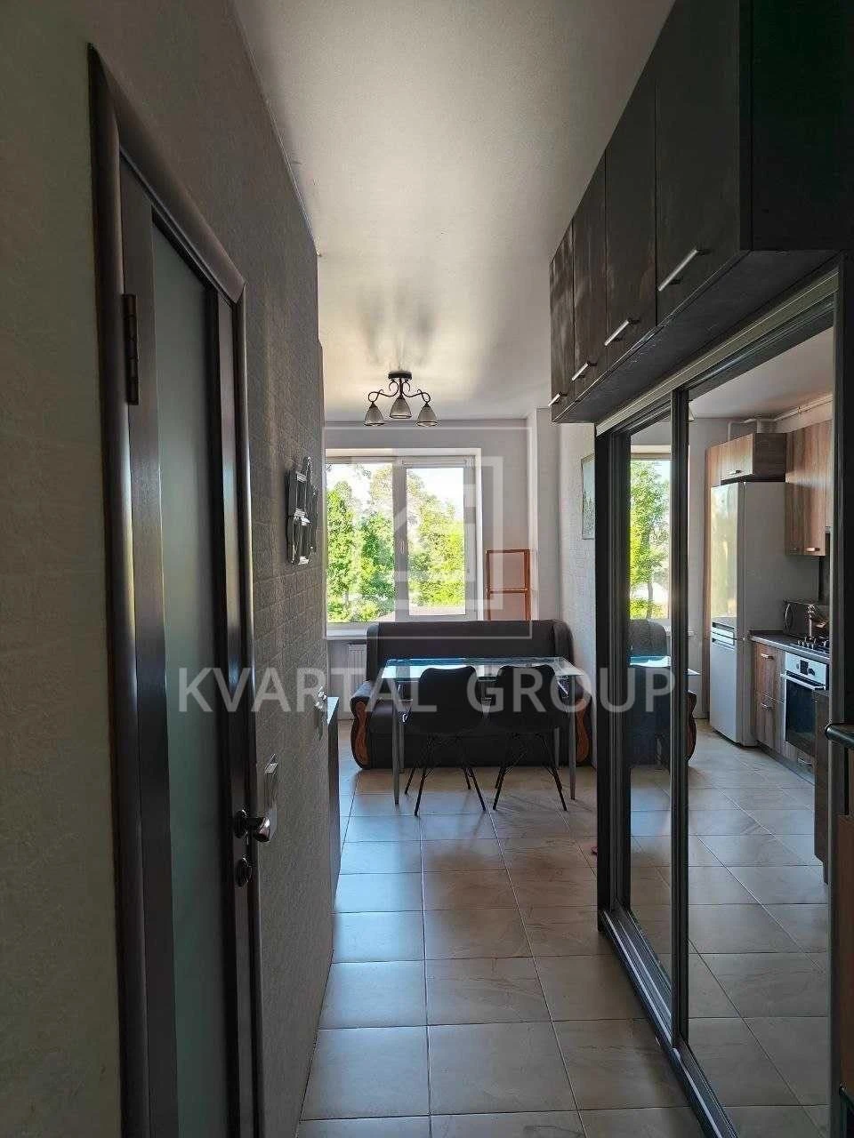 One-bedroom apartment with individual gas heating!