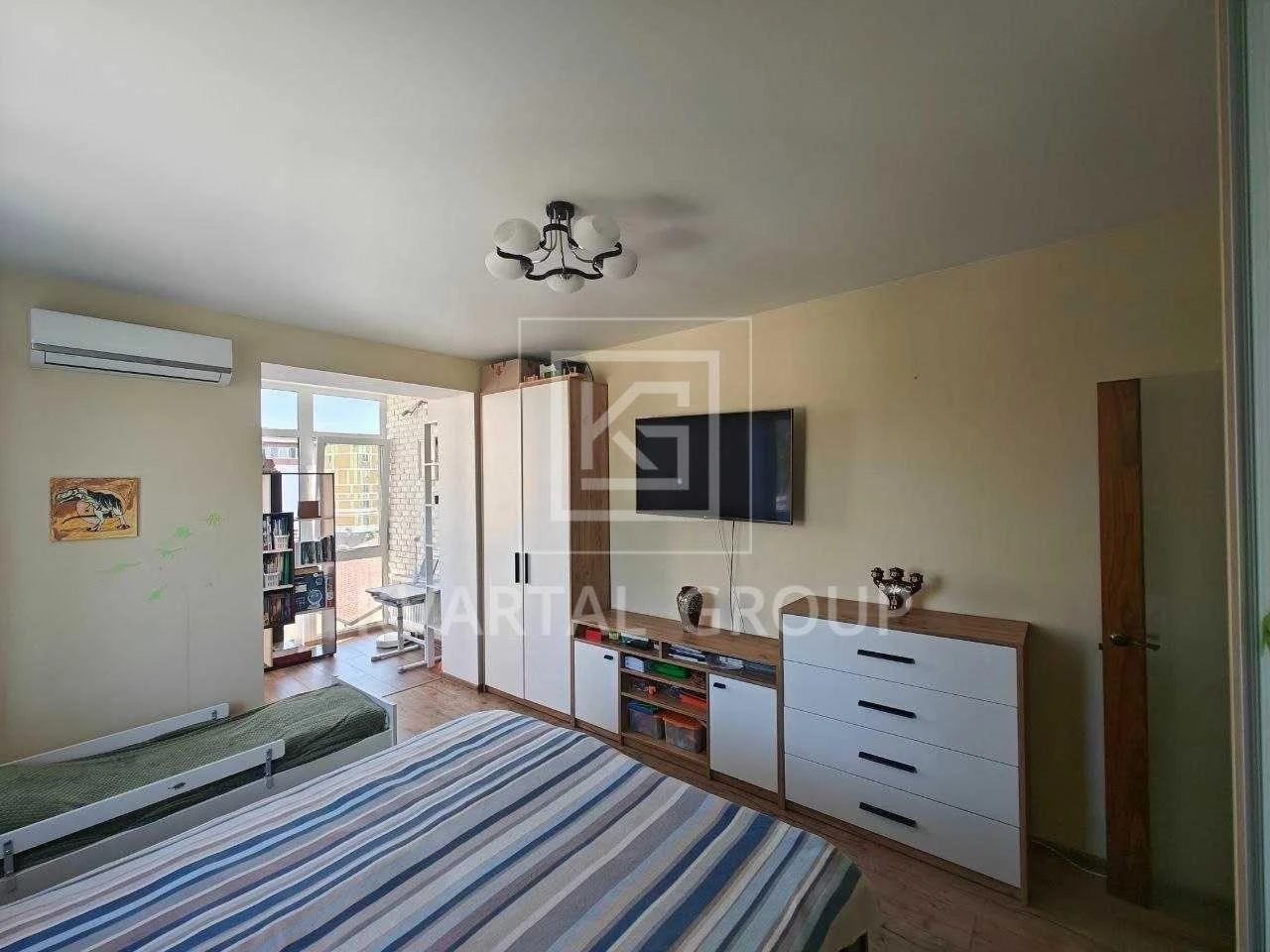 One-bedroom apartment with individual gas heating!