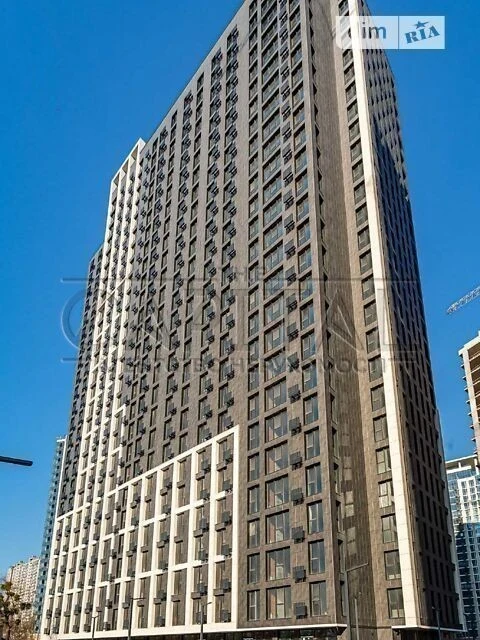 Продаж 2к квартири 80 кв. м на шосе Залізничне 45А • ID 3470