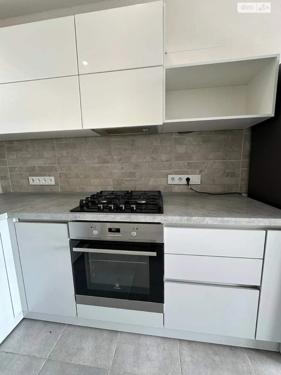 Apartment for Sale in Romaniwka
