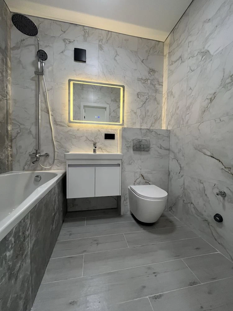 Apartment with New Renovation in "Molodist" Residential Complex