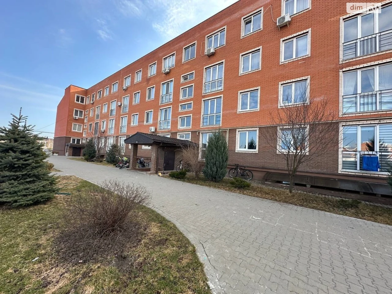 Apartment for Sale in Romanivka