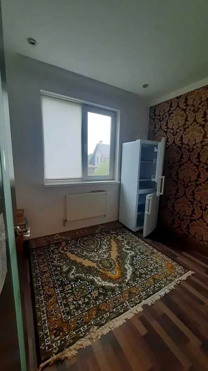 Продаж 1-но кімнатної квартири з ремонтом  33.6м² вул. Полта