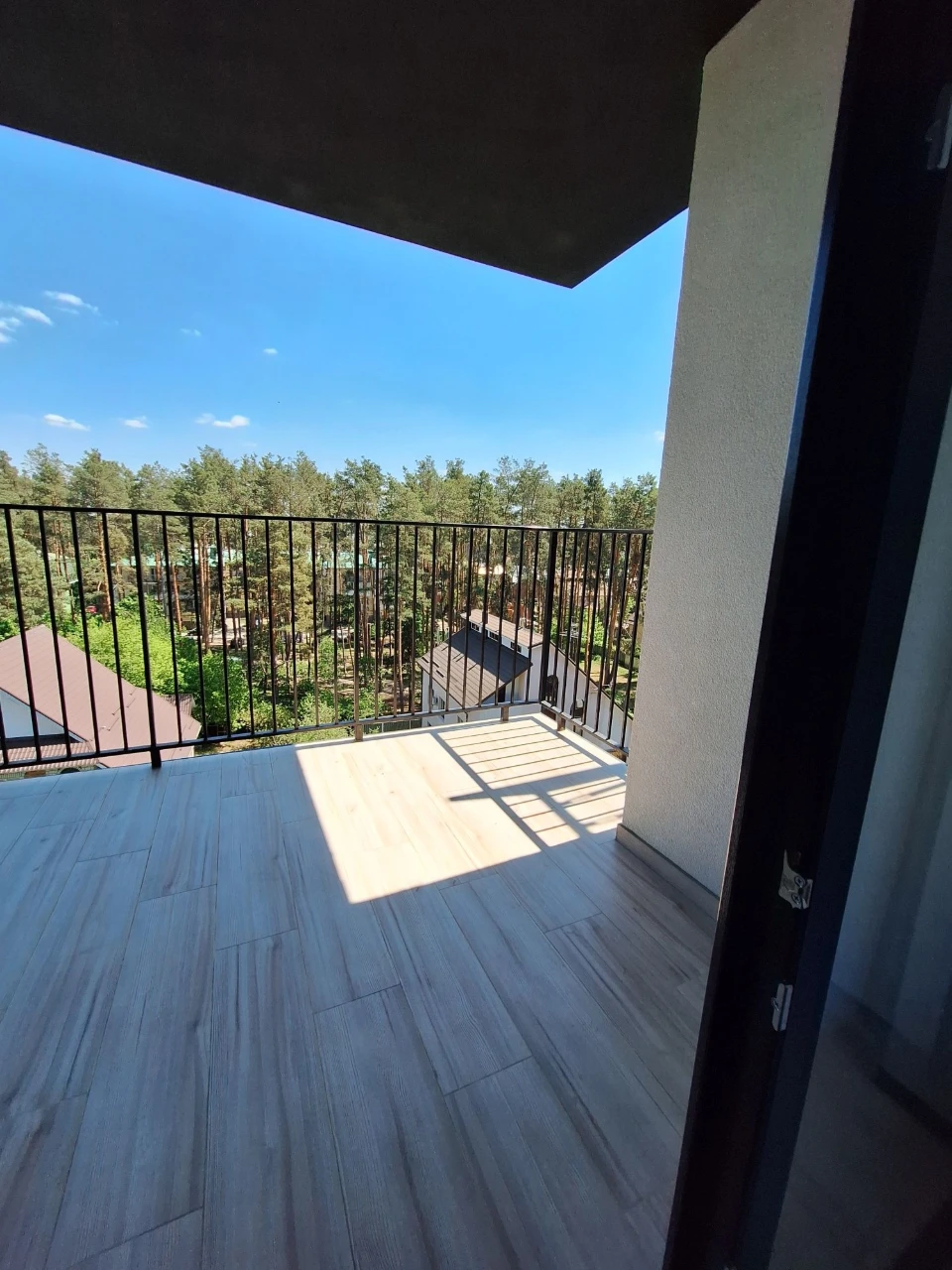 For Sale: 1-bedroom apartment 42 sq m with new designer renovation