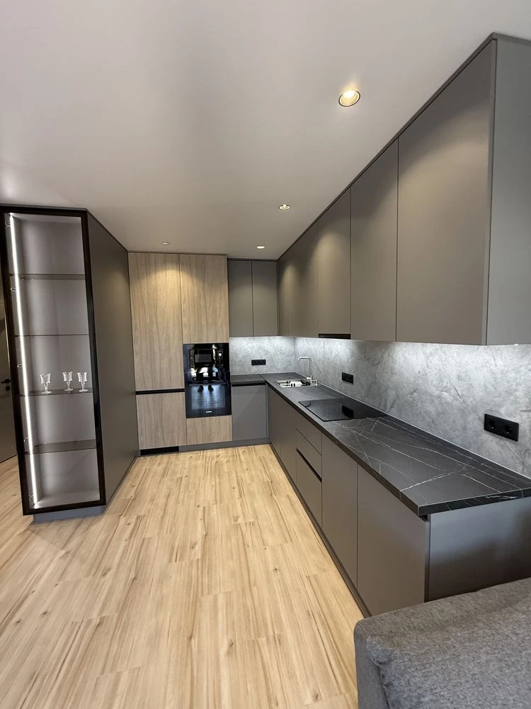 Euro 2-room designer apartment in the Ютландія residential complex! Central park