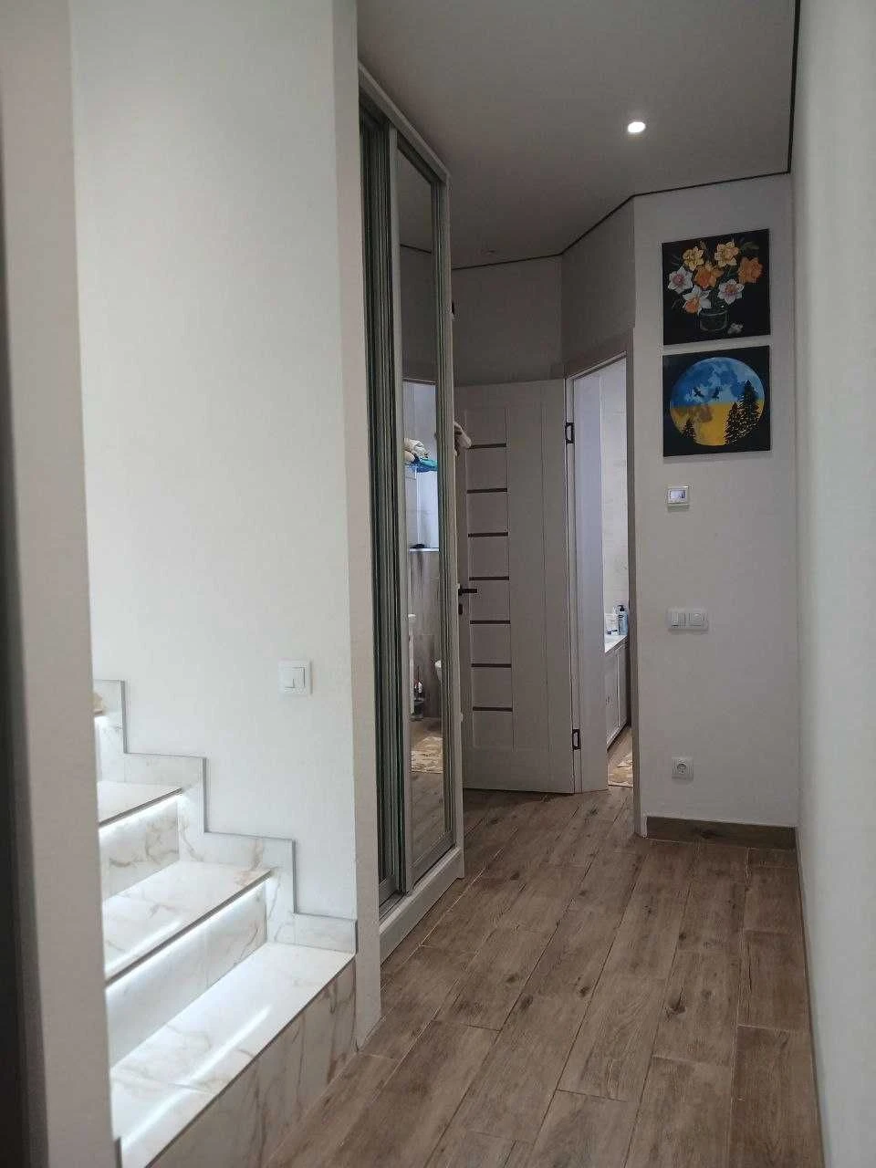 Euro 3-room apartment with quality renovation! Near Central Park!