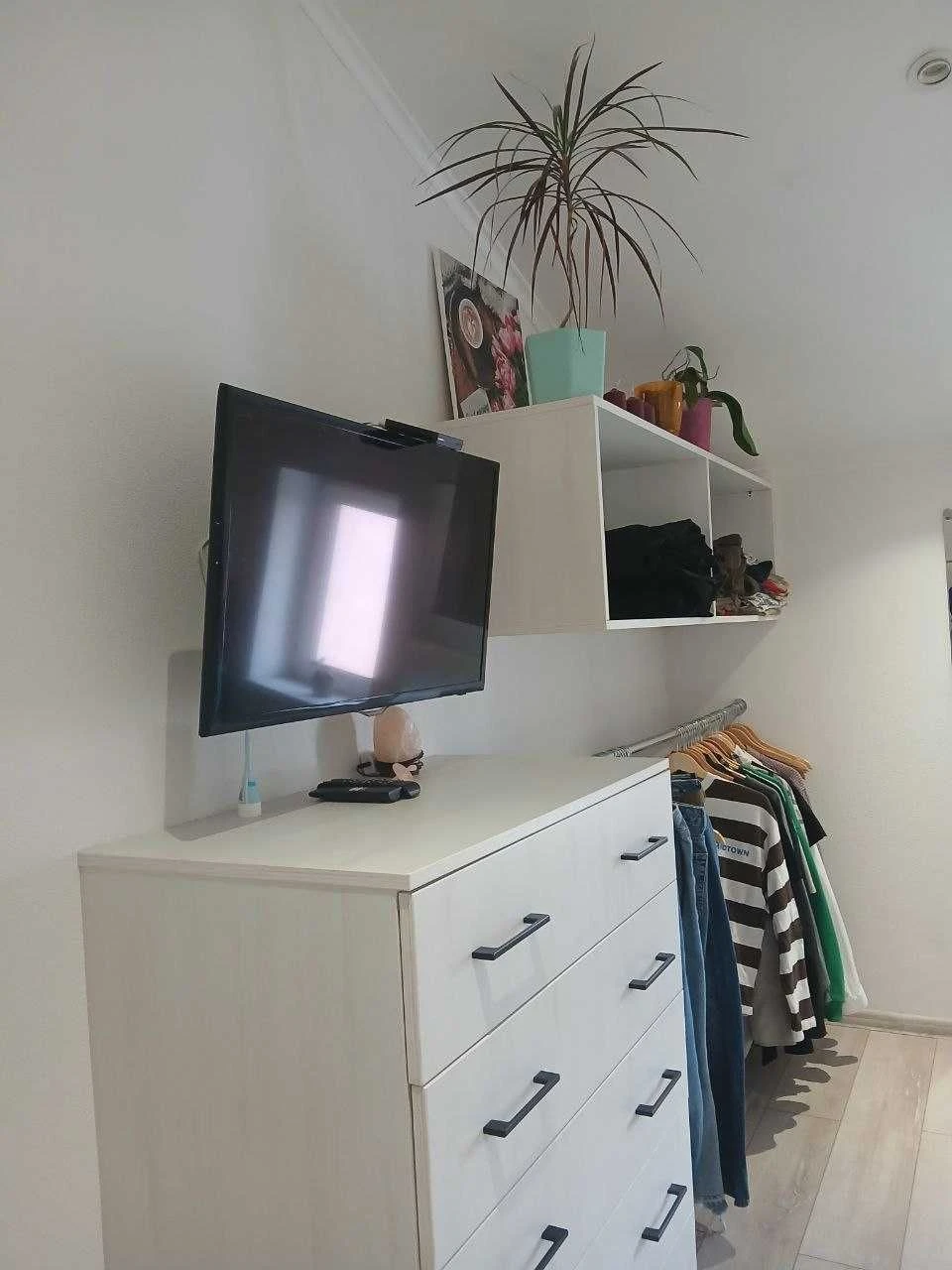 Euro 3-room apartment with quality renovation! Near Central Park!