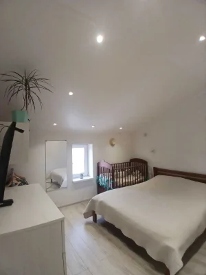 Euro 3-room apartment with quality renovation! Near Central Park!