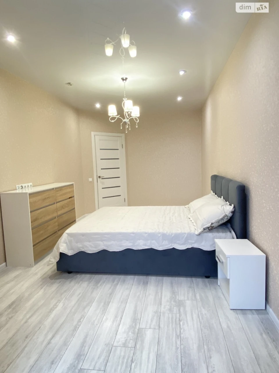 Apartment for Sale in Romanivka