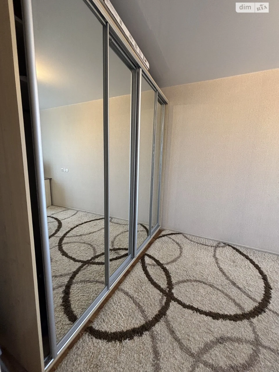 Apartment for Sale in Romanivka