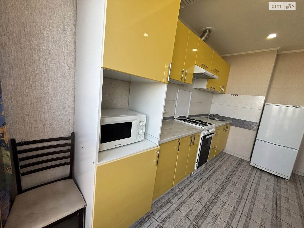 Apartment for Sale in Romanivka