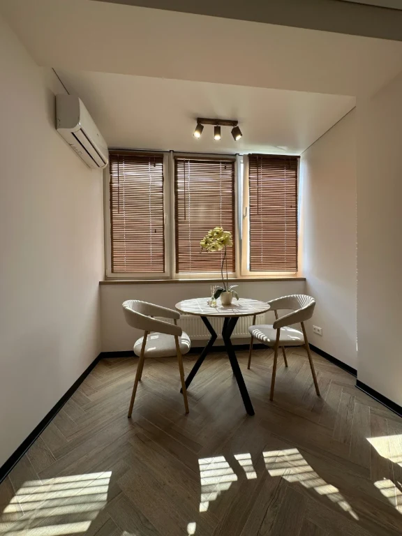 CERTIFICATE! Voucher! Euro-2 apartment with New renovation in Center