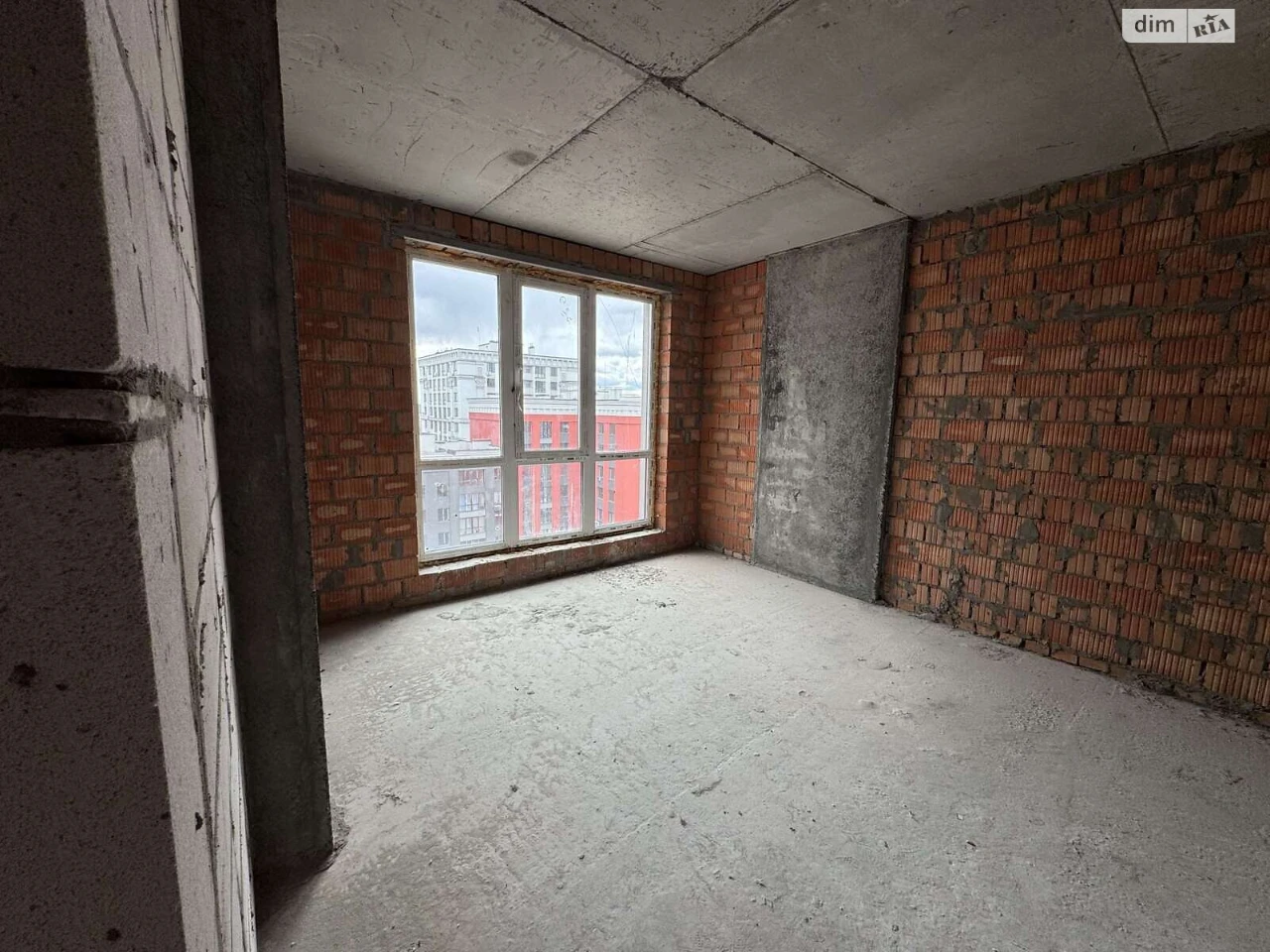 Apartment for Sale in Romaniw