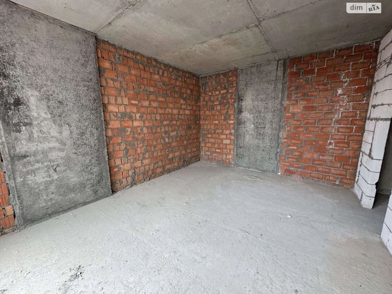 Apartment for Sale in Romaniw