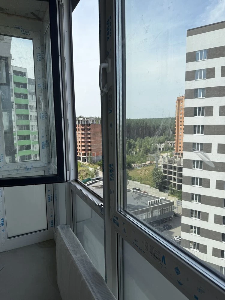 For Sale: Irpin Central Park, 1-bedroom apartment + storage room, Certificate