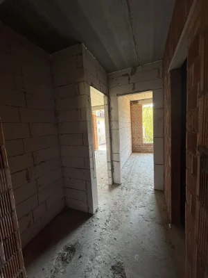 Two-room apartment near the central park!