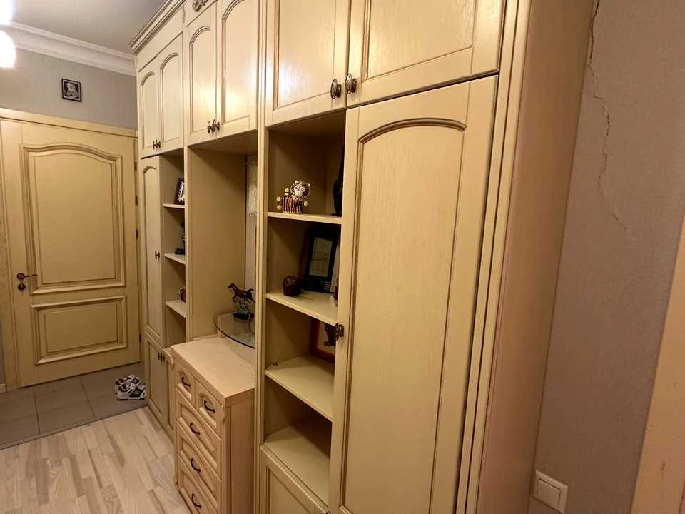 Apartment. Kyiv, Knyaziv Ostrozkyh St. (Moskovskaya)