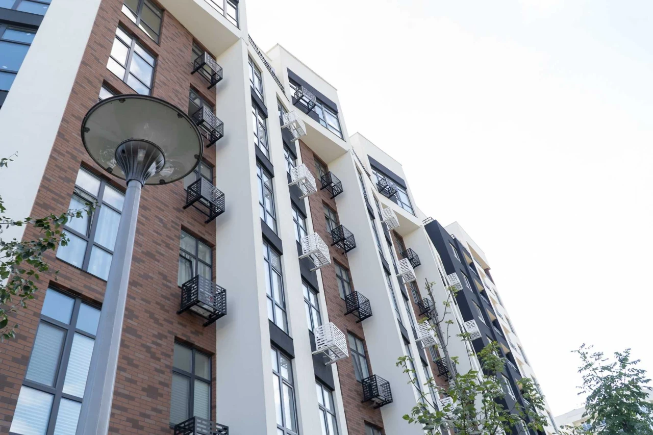 1-bedroom apartment in Irpin. 25,000 UAH per month for 3 years.