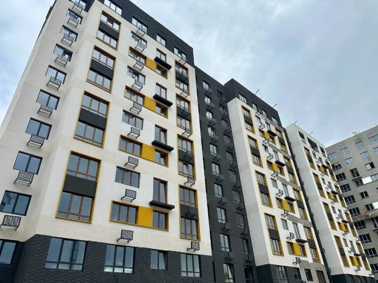 1-bedroom apartment 38.4 sq m in the Молодість residential complex in Irpin, near the embankment