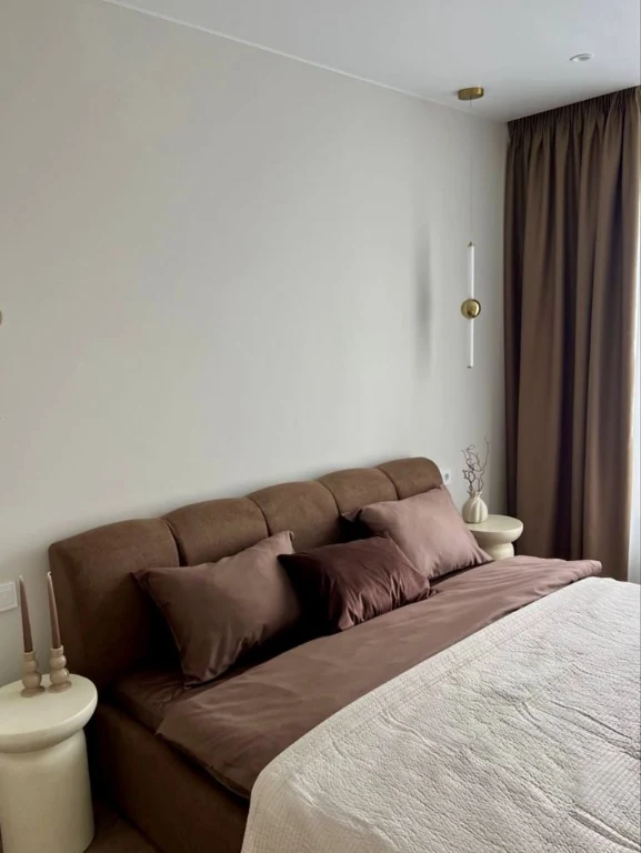 One-bedroom SATIN apartment near Central Park