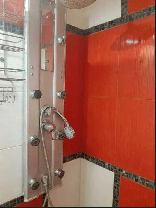 I am selling a 3-room apartment in Oleksiyivka.
