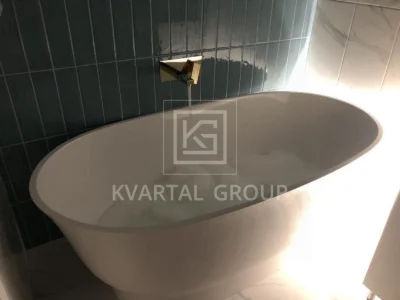 Продажа 2-комнатной квартиры в ЖК Центральный 2, минимальное оформление