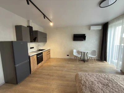 For Sale: 1-room apartment renovated in the "Molodist" residential complex, Irpin