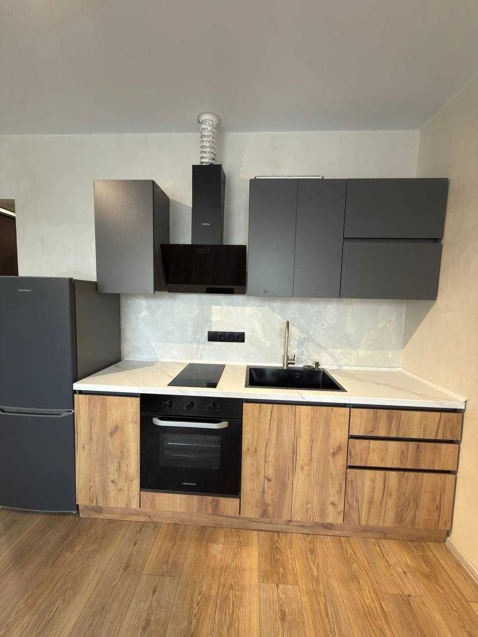 For Sale: 1-room apartment renovated in the "Molodist" residential complex, Irpin