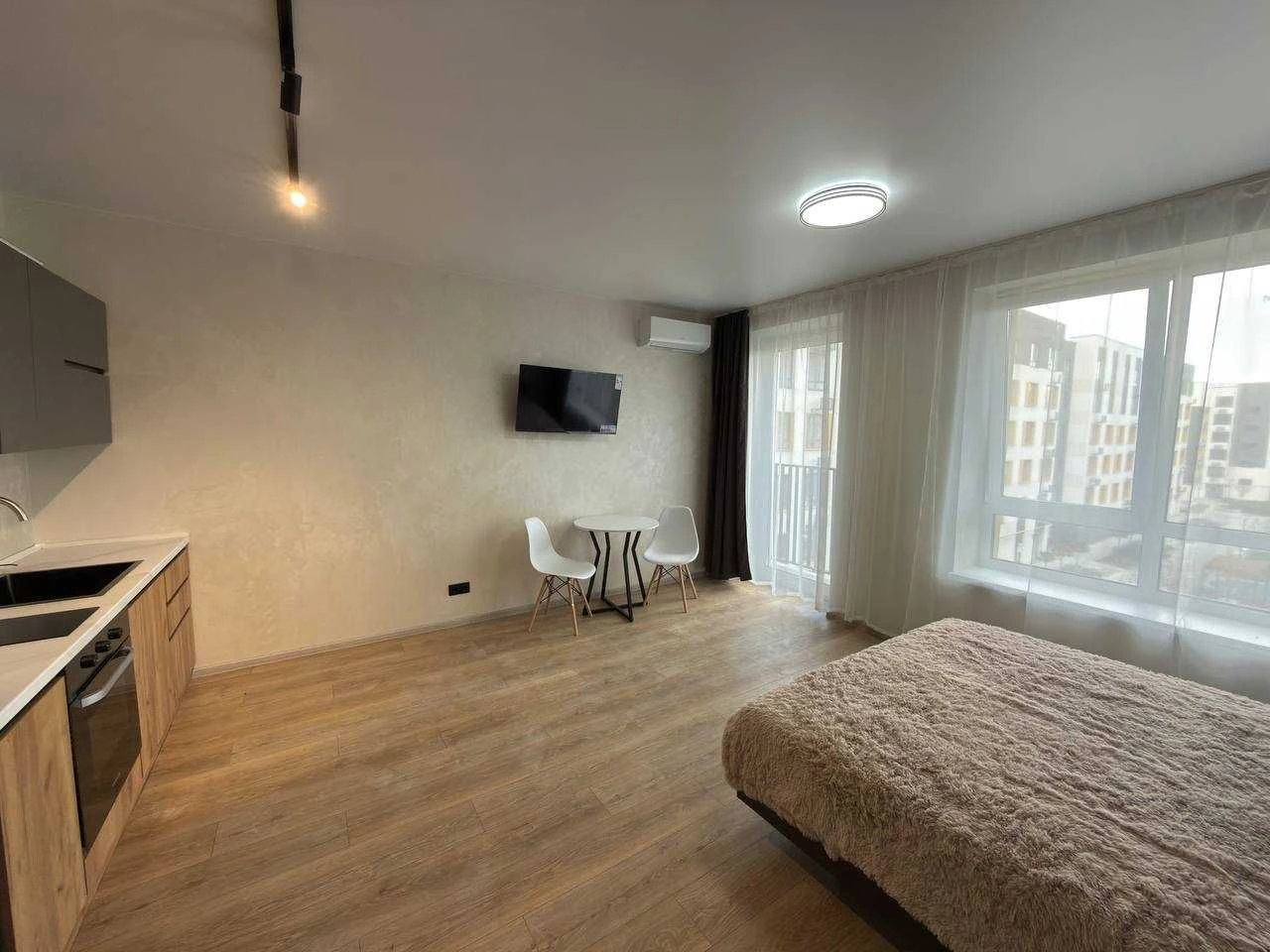 For Sale: 1-room apartment renovated in the "Molodist" residential complex, Irpin