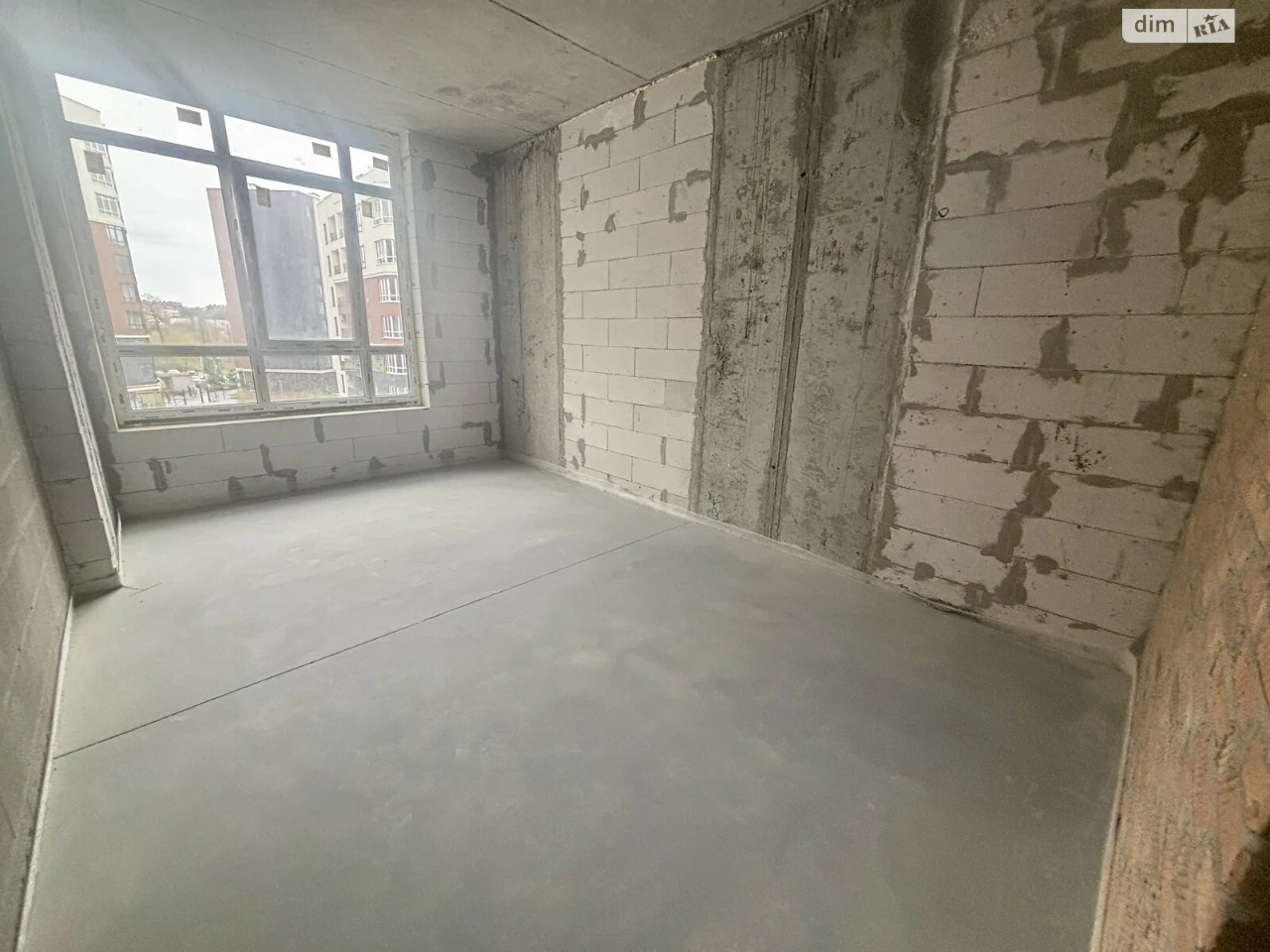 Apartment for Sale in Romanivka
