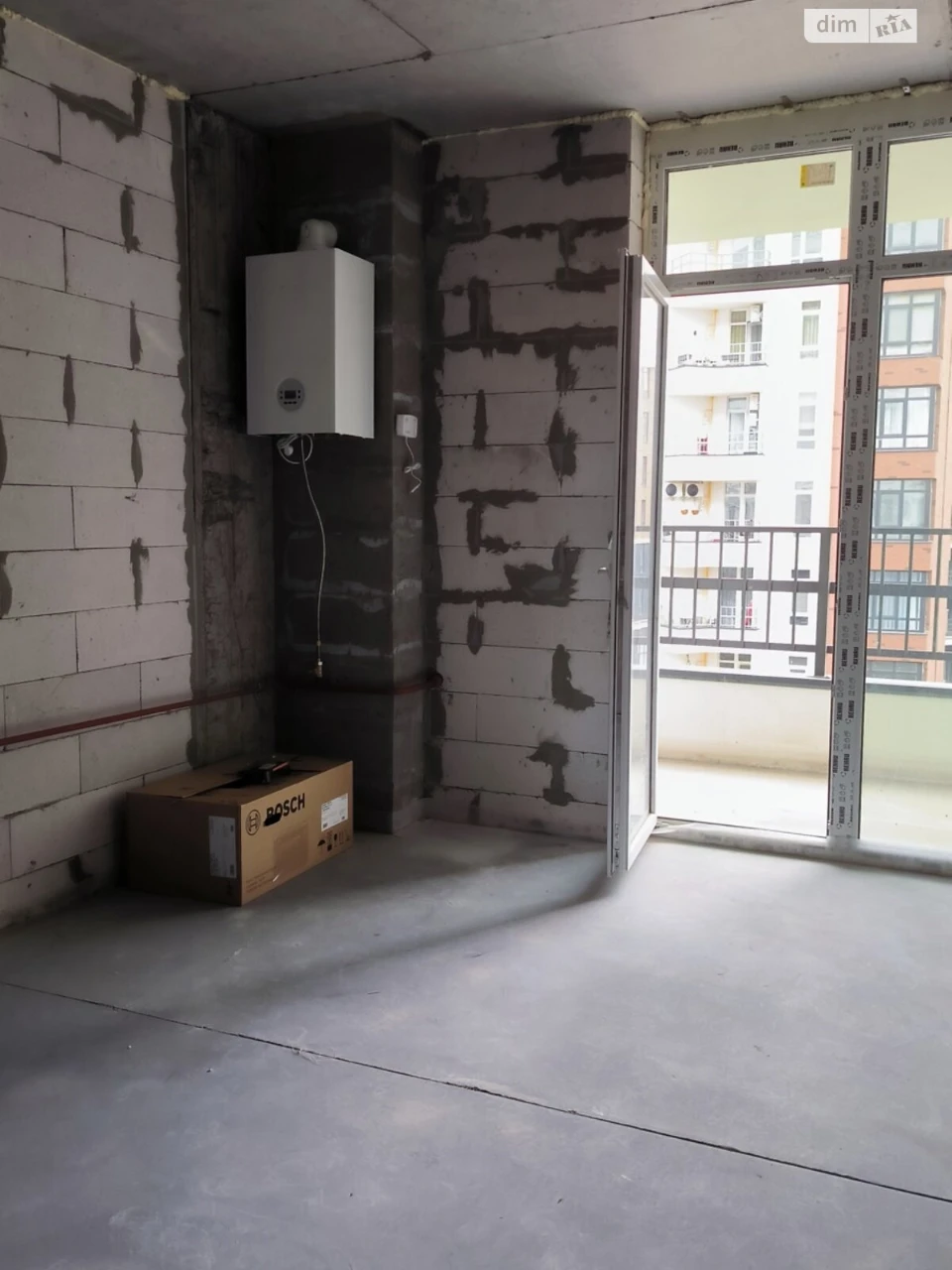 Apartment for Sale, Romianka
