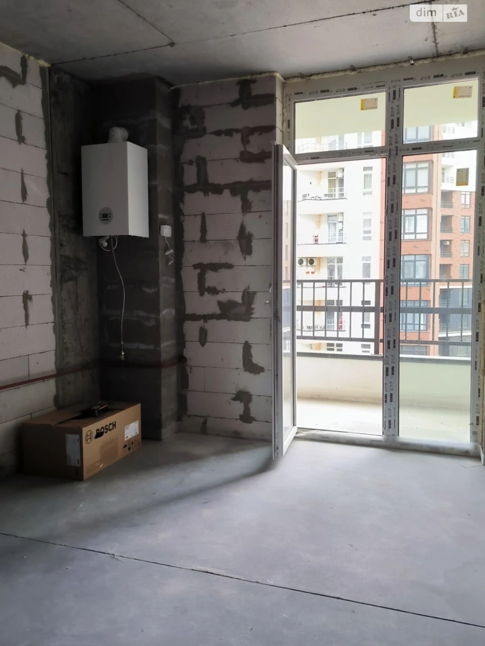 Apartment for Sale, Romianka