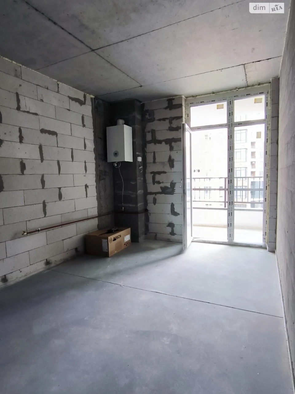 Apartment for Sale, Romianka