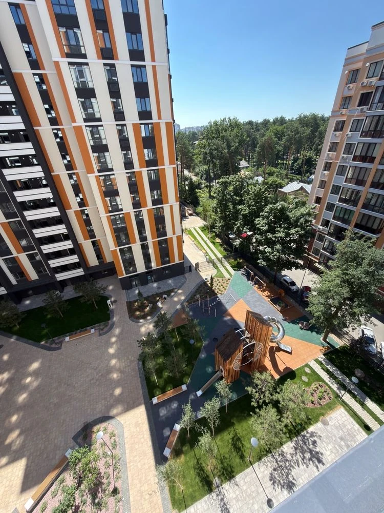 Apartment!! City Center 2-room apartment, School and Garden nearby! WITHOUT COMMISSION