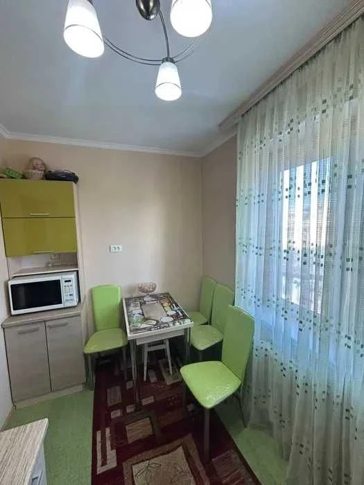 Продається трикімнатна квартира в центрі Ірпеня