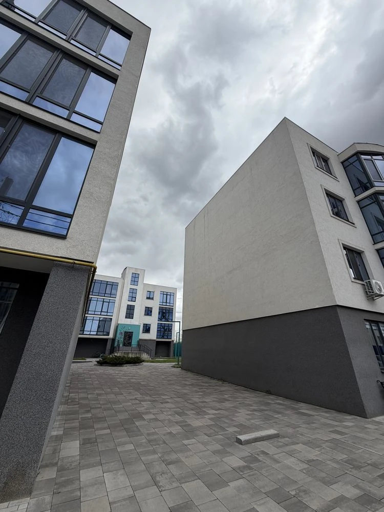 Apartment in IBS Residence, 3 rooms, gas-fitted, bomb shelter. Irpin.