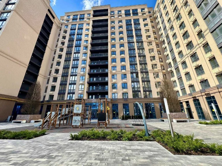 2-room apartment in Central Premium Residence. єОселя/єВідновлення - available