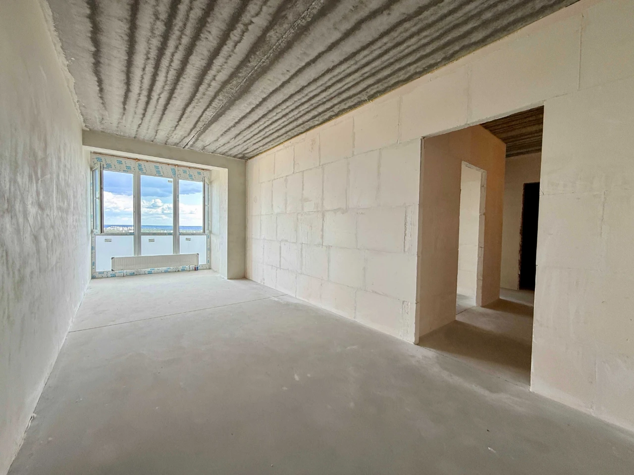 2-room apartment in Central Premium Residence. єОселя/єВідновлення - available