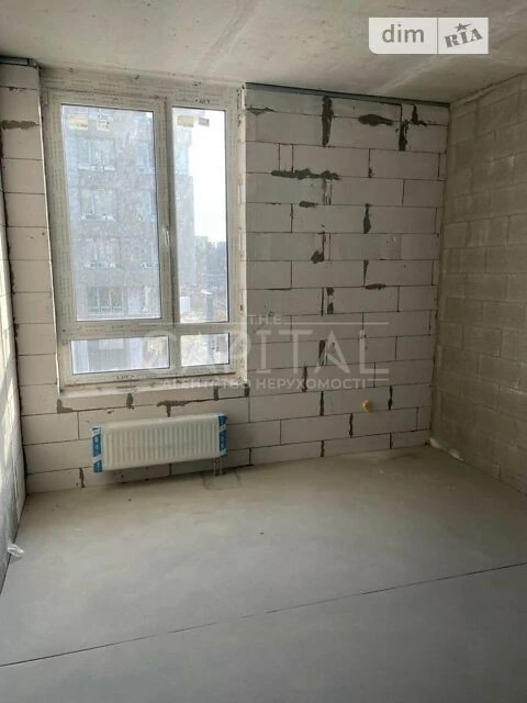 Продаж 3к квартири 80 кв. м на вул. Салютна 2/23 • ID 347143